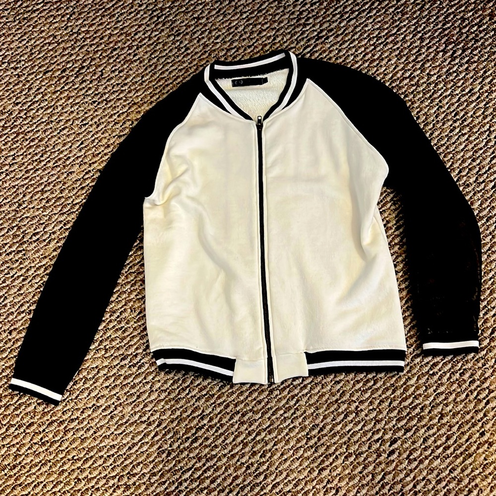 John Eshaya light track jacket siede Medium/Large in cream and black